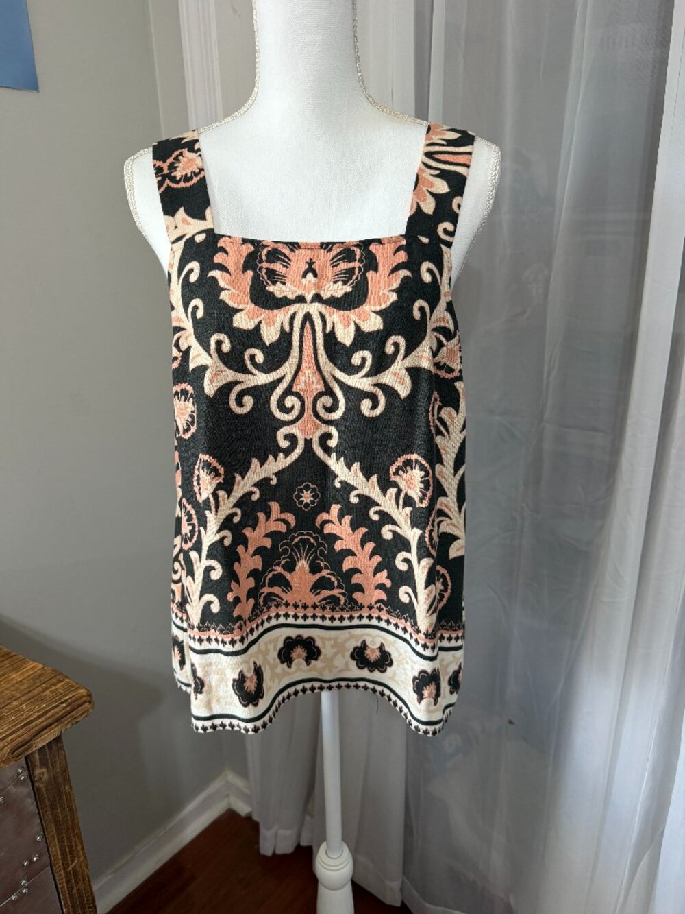 Evereve Sanctuary Paisley Print Sleeveless Tunic Top Black Tan Boho- Medium